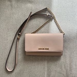 Pink, Michael Kors Smartphone Crossbody